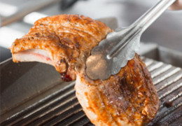 La salamandra de cocina, la mandolina o la plancha: estos complementos poco conocidos